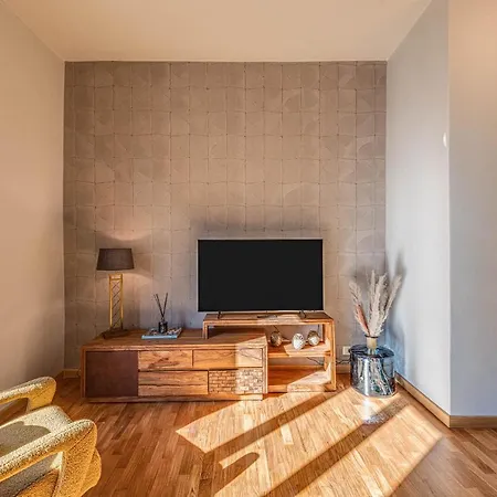 - Santo Stefano's Mirror Appartement *