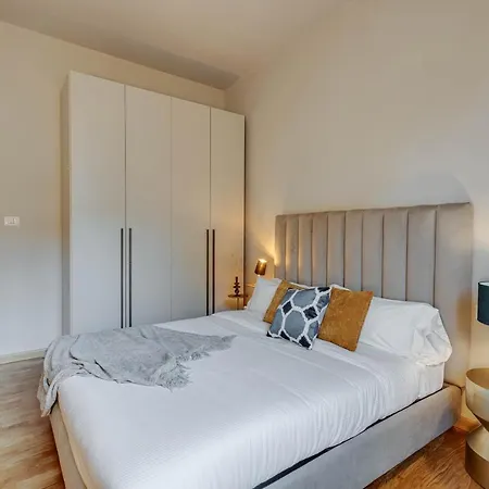 Appartement - Santo Stefano's Mirror *